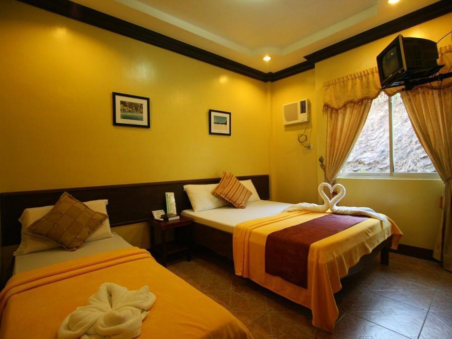 Mount Tapyas Hotell Coron Exteriör bild